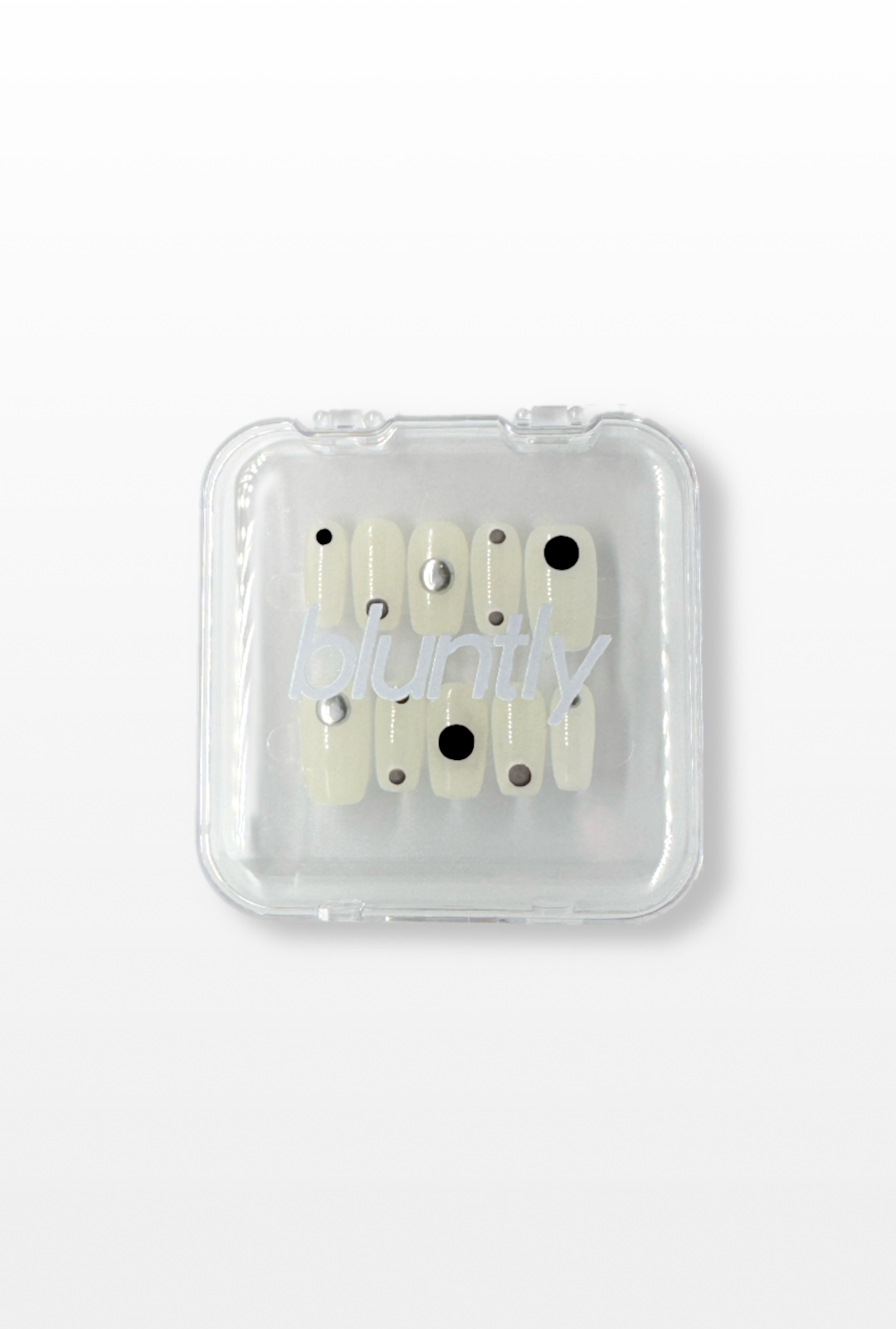 Set of monochrome press-ons.